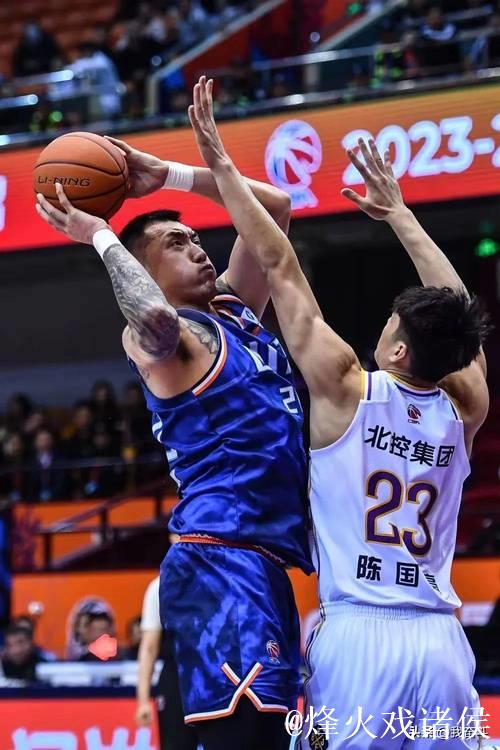 三分对决 山东险胜北京 三分对决 山东险胜北京